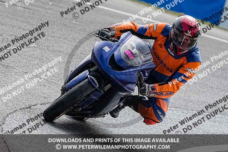 donington no limits trackday;donington park photographs;donington trackday photographs;no limits trackdays;peter wileman photography;trackday digital images;trackday photos